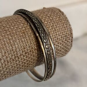 Set Of 3 Zara Textured And Solid Round Bangle Fashion Bracelets Silver-tone 2 3/